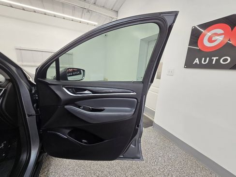 Used 2019 Buick Enclave Essence image 28