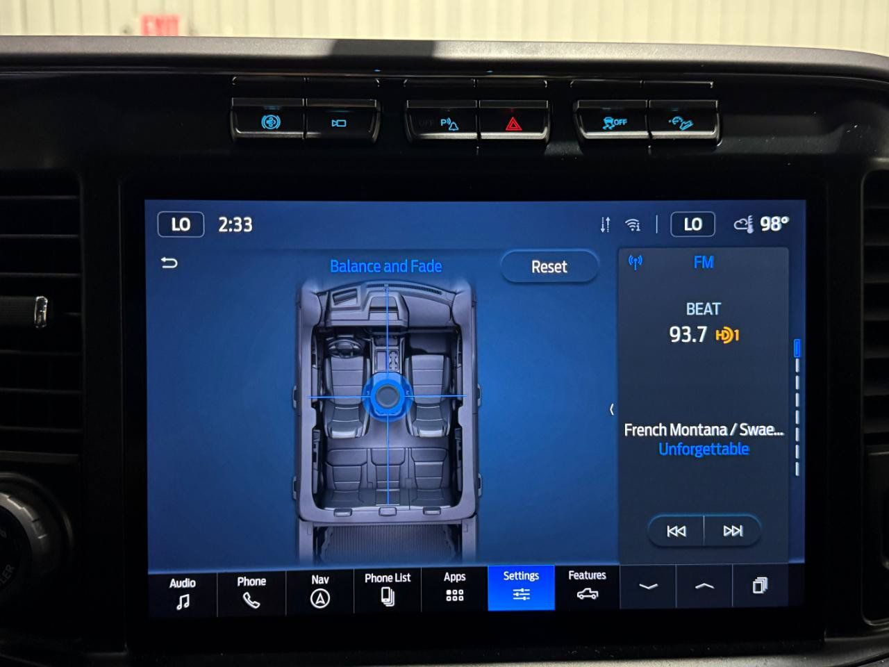 Used 2023 Ford F350 Lariat w/ Lariat Ultimate Package AWD/4WD image 22