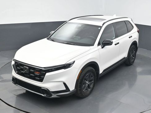 Used 2026 Honda CR-V TrailSport image 9