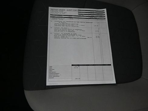 Used 2024 Toyota RAV4 XLE FWD image 4