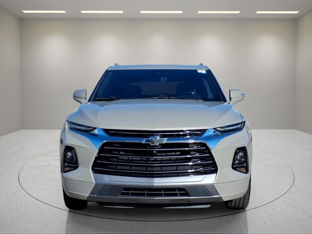 Used 2021 Chevrolet Blazer Premier w/ Driver Confidence II Package FWD image 2