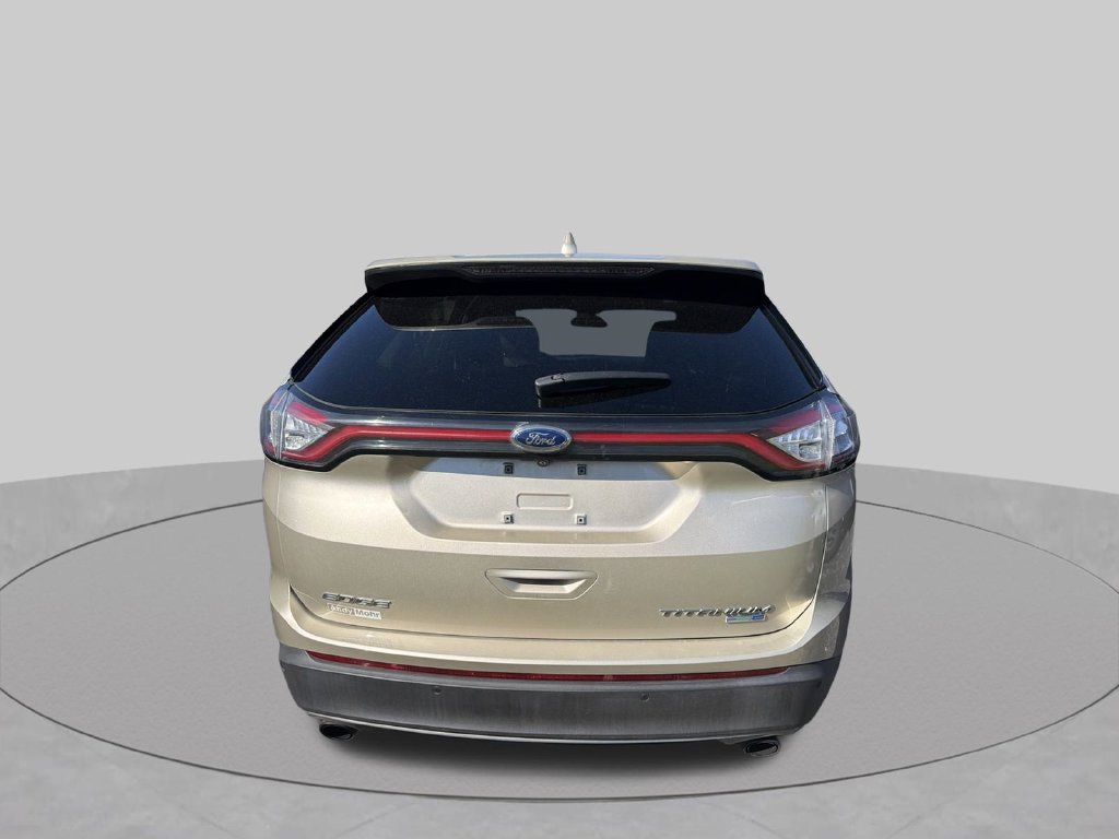 Used 2018 Ford Edge Titanium w/ Equipment Group 301A AWD/4WD image 9