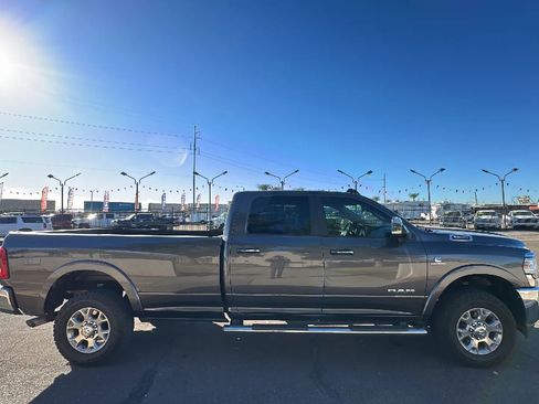Used 2019 RAM 3500 Laramie image 14