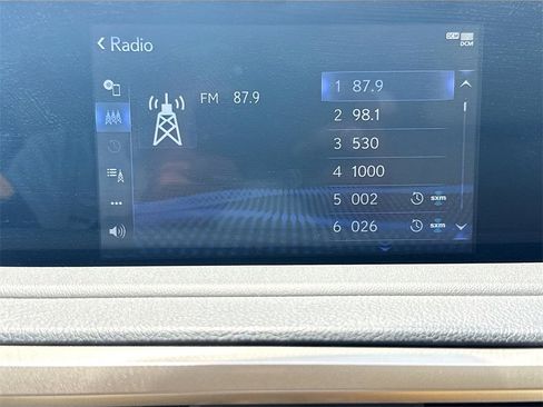 Used 2021 Lexus RX 350L FWD w/ Premium Package image 16