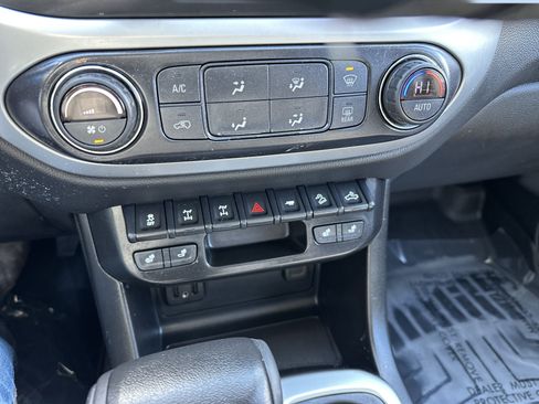 Certified 2021 Chevrolet Colorado ZR2 image 16