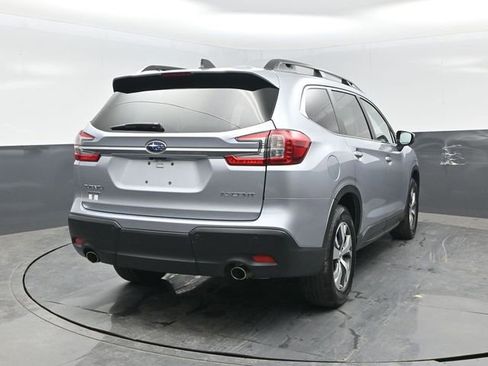 Used 2025 Subaru Ascent Premium AWD/4WD image 17