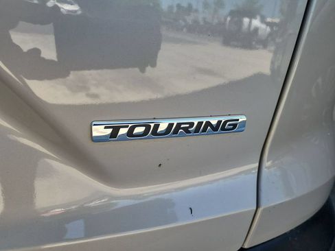Used 2019 Honda CR-V Touring image 31