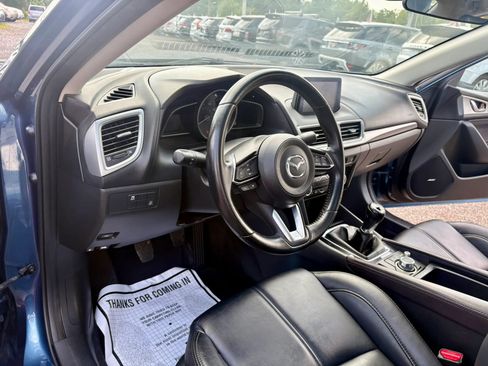 Used 2017 MAZDA MAZDA3 Touring w/ Popular Equipment Package FWD image 16