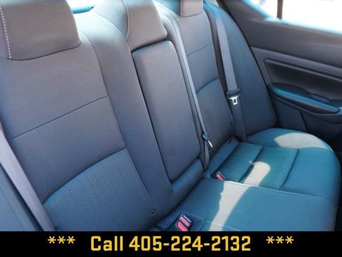 Used 2025 Nissan Altima 2.5 SV FWD image 22
