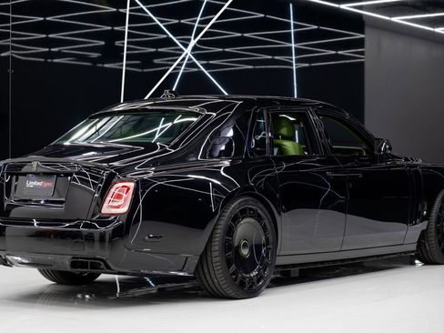 Used 2023 Rolls-Royce Phantom Sedan w/ The Phantom Package image 24