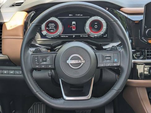 Used 2025 Nissan Pathfinder Platinum w/ Cargo Package AWD/4WD image 21