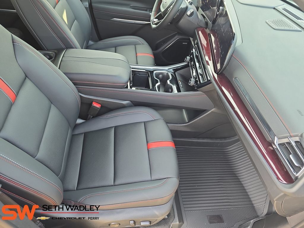 New 2026 Chevrolet Traverse RS w/ LPO, Floor Liner Package AWD/4WD image 10