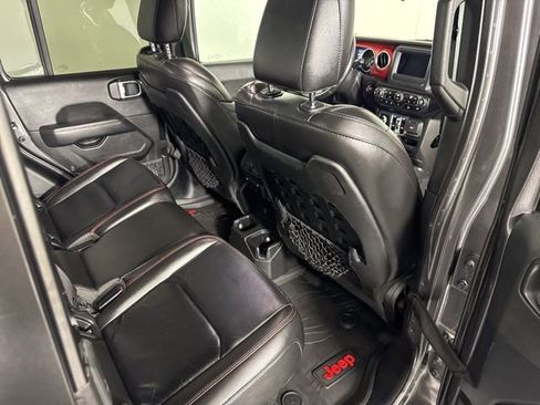 Used 2020 Jeep Gladiator Rubicon w/ Cold Weather Group image 16