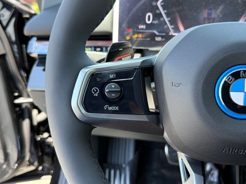 New 2027 BMW 550e xDrive AWD/4WD image 25