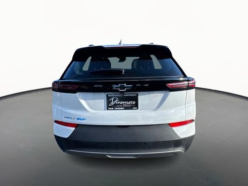 Used 2022 Chevrolet Bolt EUV LT w/ Comfort Package image 4