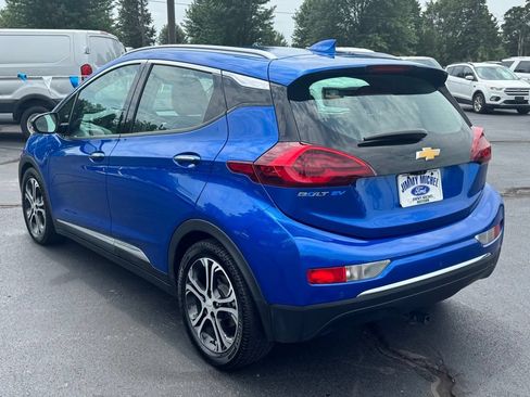 Used 2017 Chevrolet Bolt Premier w/ Driver Confidence II Package FWD image 26