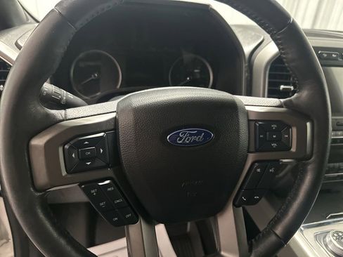 Used 2020 Ford Expedition XLT AWD/4WD image 13