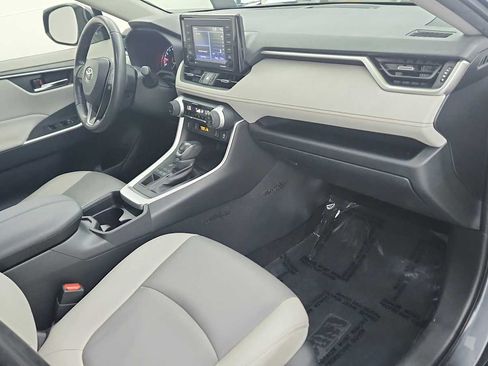 Used 2021 Toyota RAV4 XLE Premium AWD/4WD image 21