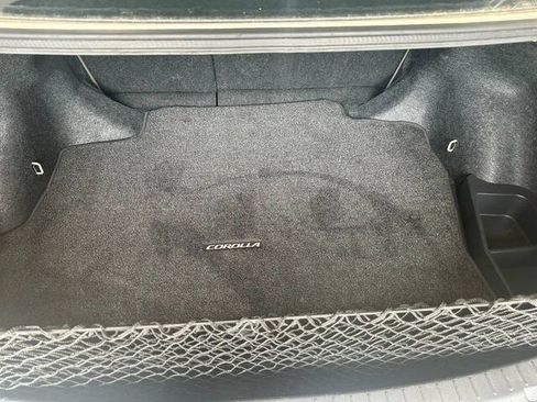 Used 2010 Toyota Corolla FWD image 11