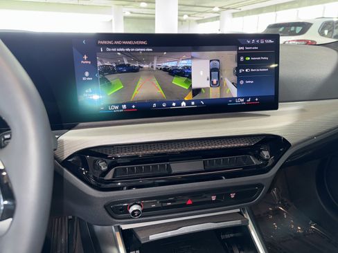 Used 2025 BMW 430i w/ Premium Package RWD image 30