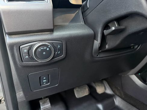 Used 2017 Ford F150 XLT w/ Equipment Group 302A Luxury RWD image 18