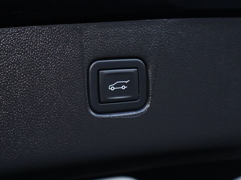 Used 2024 Chevrolet Blazer LT w/ Convenience Package FWD image 22