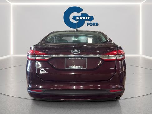 Used 2017 Ford Fusion SE FWD image 6