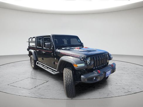 Used 2020 Jeep Gladiator Rubicon AWD/4WD image 2