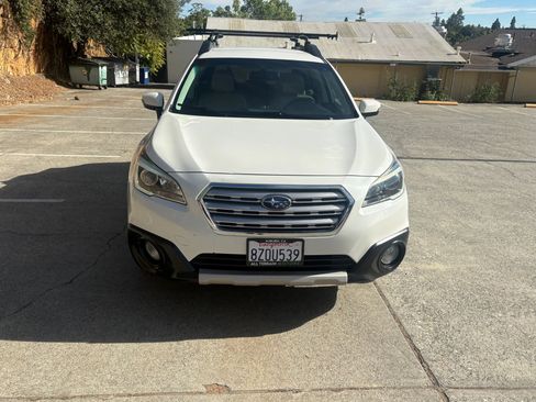 Used 2015 Subaru Outback 2.5i Limited w/ Protection Package #1 AWD/4WD image 10