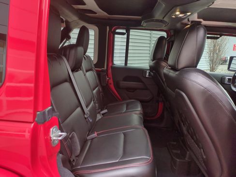 Used 2021 Jeep Wrangler Unlimited Rubicon image 28