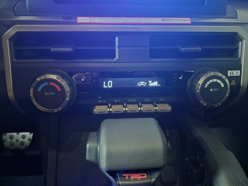 New 2026 Toyota Tacoma TRD Sport AWD/4WD image 25