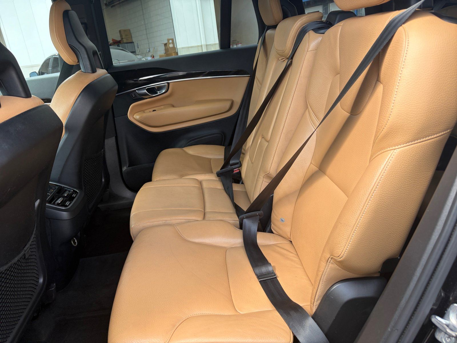 Used 2017 Volvo XC90 T6 Momentum w/ Vision Package AWD/4WD image 26