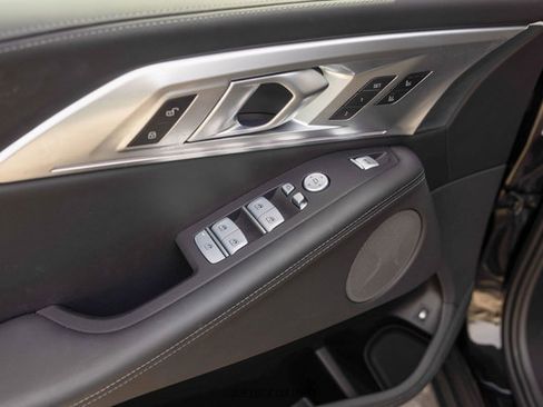 Used 2023 BMW XM image 69