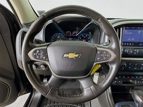 Used 2022 Chevrolet Colorado Z71 image 11