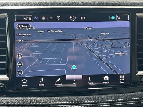 Used 2021 Chrysler Pacifica Touring-L image 23