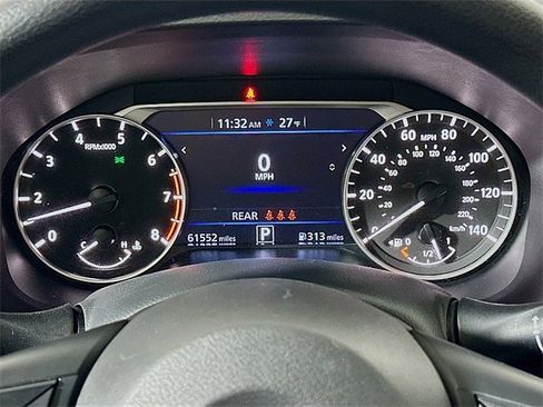 Used 2024 Nissan Altima 2.5 SV image 13