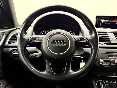 Used 2017 Audi Q3 2.0T Premium FWD image 23