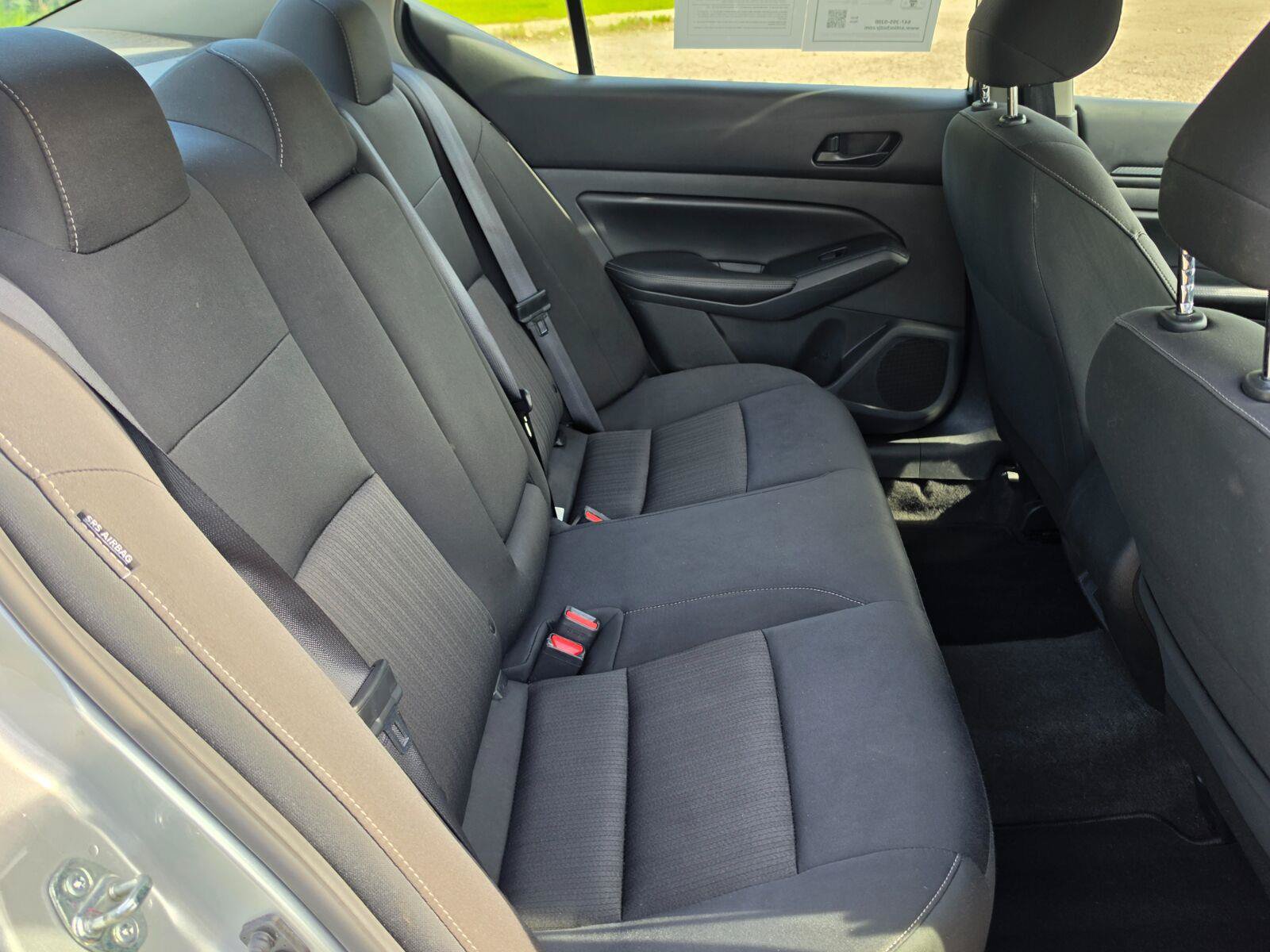 Used 2024 Nissan Altima 2.5 SV FWD image 12