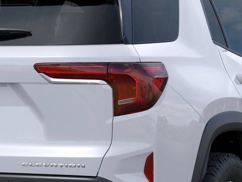 New 2026 GMC Terrain Elevation FWD image 11