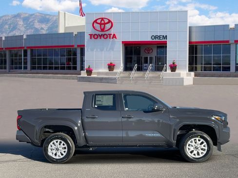New 2026 Toyota Tacoma SR5 image 5