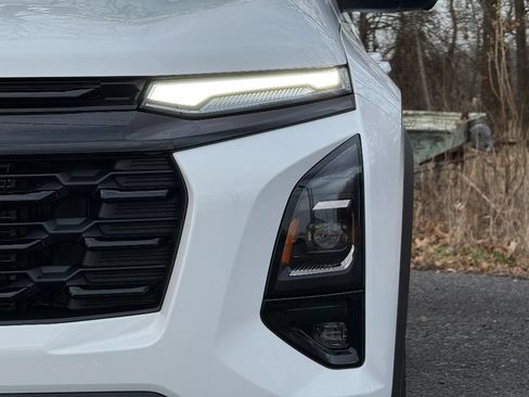 New 2026 Chevrolet Equinox LT image 13