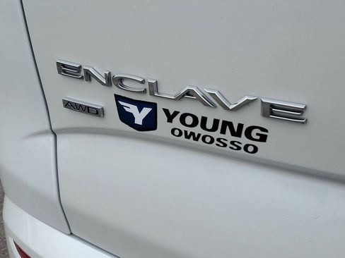 Certified 2023 Buick Enclave Avenir w/ Avenir Technology Package AWD/4WD image 37