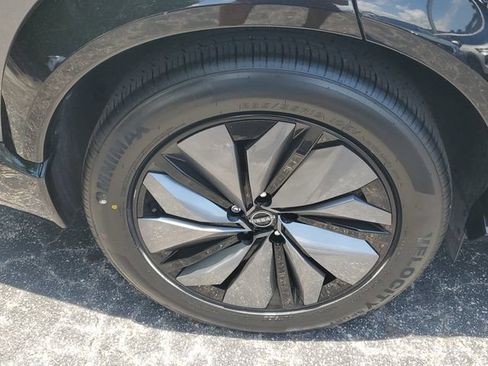 Certified 2023 Nissan Ariya AWD image 5