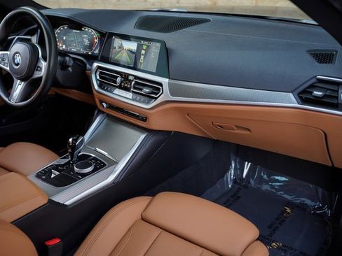 Used 2023 BMW M440i Coupe w/ Premium Package image 21