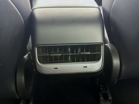 Used 2020 Tesla Model 3 Standard Range RWD image 33