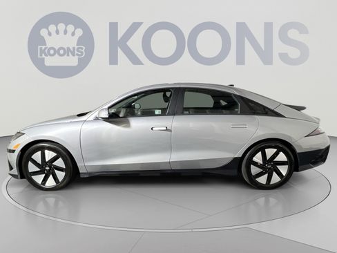 Used 2024 Hyundai Ioniq 6 SE AWD/4WD image 2