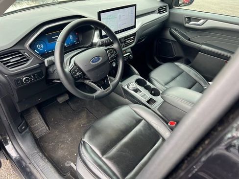 Used 2024 Ford Escape Platinum image 15