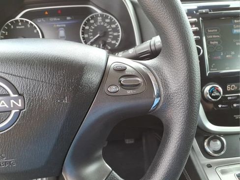 Used 2023 Nissan Murano S AWD/4WD image 17