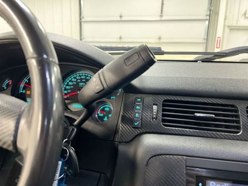 Used 2011 Chevrolet Silverado 2500 LTZ w/ LTZ Plus Package image 16