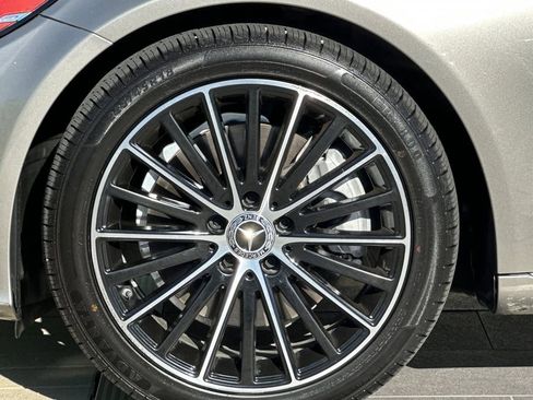 Used 2019 Mercedes-Benz C 300 Sedan image 28